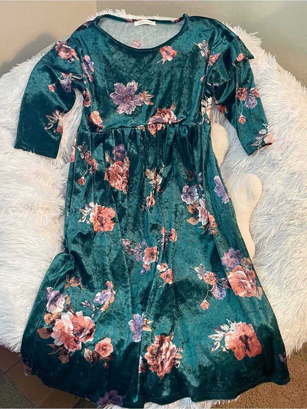 Beautiful kawaii bohemian cottage green floral velvet baby doll midi dress